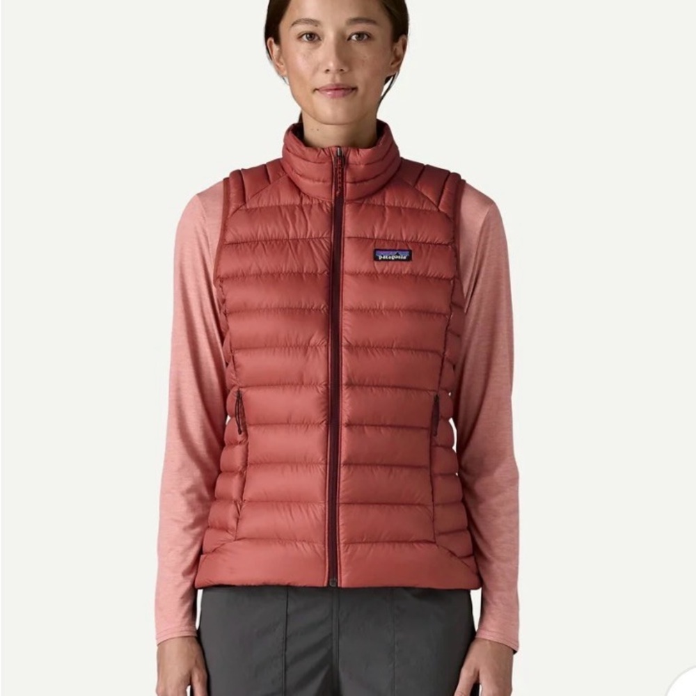 Patagonia Insulated Down Vest - orange NWOT